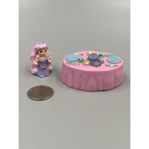 Vintage Pink Mini Doll & Table Trendmasters Castle StarCastle Playset - Picture 2 of 8